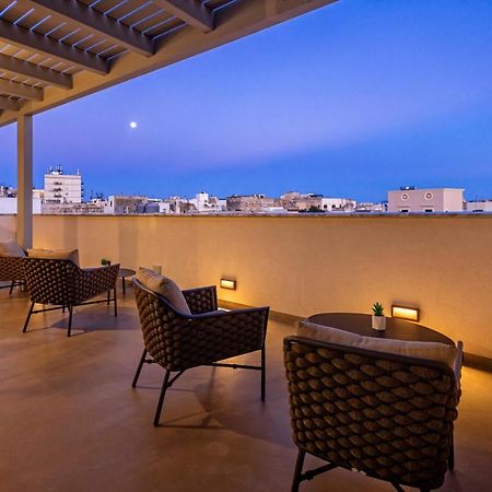 Mazzini Accommodation Фавиняна Екстериор снимка